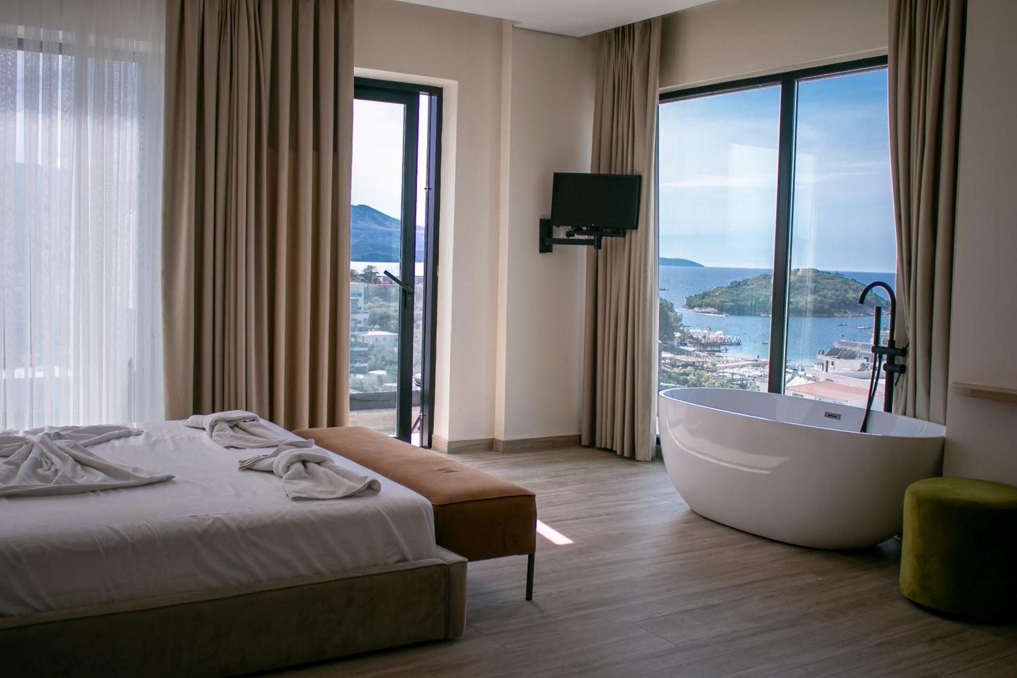La Luna Hotel クサミル エクステリア 写真